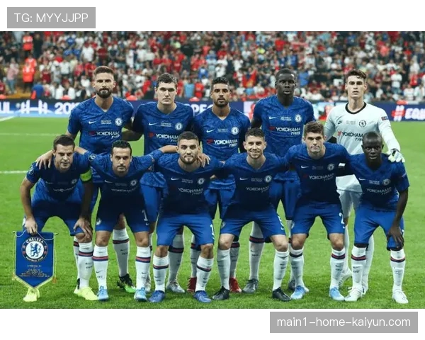 利兹联防守侵略性与纪律性失衡 犯规过多且定位球防守混乱 利兹联防守侵略性与纪律性失衡 犯规过多且定位球防守混乱